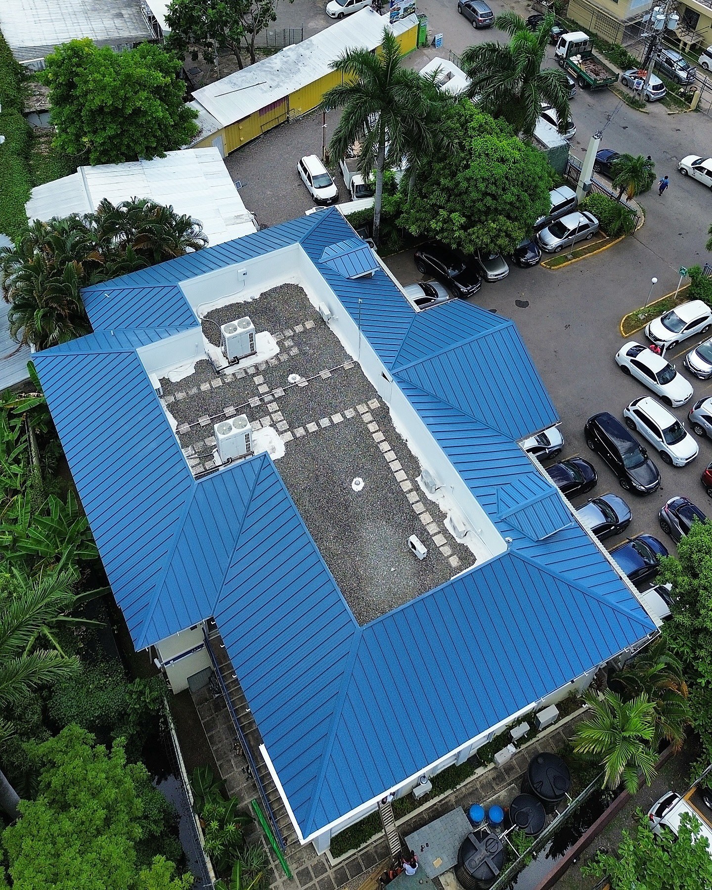 Alu-zinc roofing works